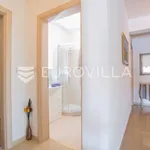 Rent 3 bedroom house of 250 m² in Trogir