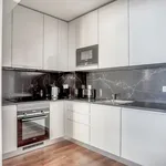 Rent 2 bedroom apartment of 56 m² in Lisbon