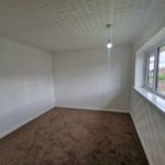 Rent 3 bedroom flat in East Midlands