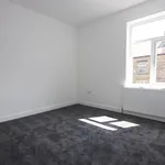 Rent 3 bedroom house in Bradford