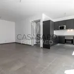 Rent 2 bedroom apartment of 71 m² in Portimão