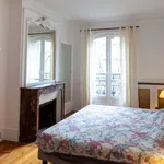 Appartement de 125 m² avec 1 chambre(s) en location à Paris