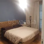 Affitto 2 camera appartamento di 55 m² in Desenzano del Garda