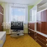 Pronajměte si 3 ložnic/e byt o rozloze 74 m² v Zlín