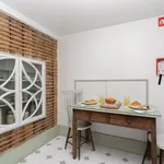 Rent 1 bedroom apartment in Porto