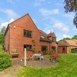 Rent 5 bedroom house in West Midlands