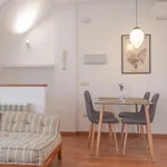 Rent 1 bedroom apartment of 40 m² in madrid