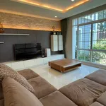 Rent 4 bedroom house of 520 m² in Chang Wat Samut Prakan