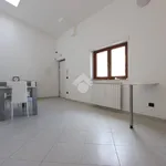 Rent 2 bedroom house of 75 m² in L'Aquila