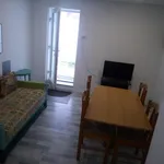 Rent 2 bedroom apartment in Porto