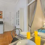 Rent 2 bedroom apartment of 45 m² in Lisbon