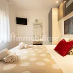 Rent 1 bedroom apartment of 30 m² in Florence