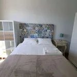 Rent a room of 69 m² in lisbon