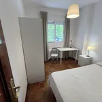 Rent 3 bedroom apartment of 105 m² in Madrid