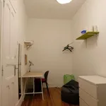 Rent a room of 120 m² in Lisbon