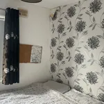 Rent 4 bedroom house in West Midlands