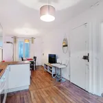 Appartement de 409 m² avec 1 chambre(s) en location à Paris