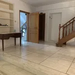 Rent 3 bedroom apartment of 220 m² in Γλυφάδα