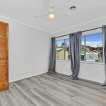 Rent 4 bedroom house in Queanbeyan