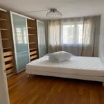 Appartement de 82 m² avec 4 chambre(s) en location à Pierre-Bénite