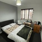 Rent 4 bedroom flat in East Of England