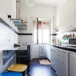 Rent 6 bedroom apartment in Rome