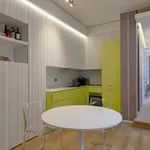 Rent 1 bedroom apartment of 50 m² in milan