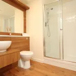 Rent 2 bedroom flat in Glasgow  East