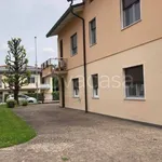 Rent 5 bedroom apartment of 117 m² in Caldogno