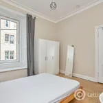 Rent 3 bedroom apartment in Edinburgh