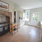 Rent 5 bedroom house in Trafford