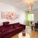 Rent 4 bedroom apartment of 83 m² in Berlin