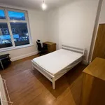 Rent 6 bedroom flat in Wales