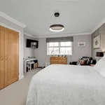 Rent 2 bedroom apartment in East Hampshire