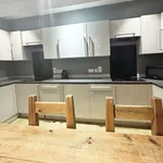 Rent 6 bedroom house in Yorkshire And The Humber