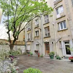 Rent 2 bedroom apartment of 440 m² in Paris