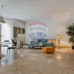 Rent 3 bedroom apartment of 130 m² in Milano