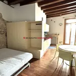 Rent 1 bedroom apartment of 35 m² in Vicenza