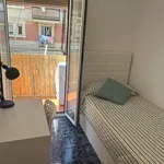 Rent 3 bedroom apartment in Barcelona