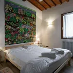 Rent 2 bedroom apartment of 100 m² in florence