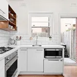 Rent 2 bedroom apartment in St Kilda East