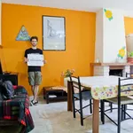 Rent a room in rome