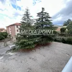 Affitto 4 camera appartamento di 135 m² in Viterbo