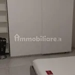 Affitto 2 camera appartamento di 80 m² in Novara