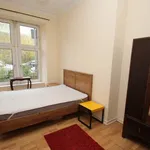 Rent 2 bedroom flat in Glasgow