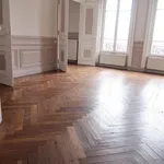 Appartement de 138 m² avec 5 chambre(s) en location à saint-étienne