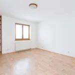 Rent 4 bedroom apartment of 122 m² in Prague