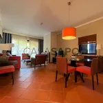 Alugar 2 quarto apartamento de 104 m² em Quarteira