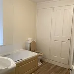 Rent 4 bedroom house in East Midlands