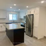 5 bedroom house of 699 sq. ft in Toronto